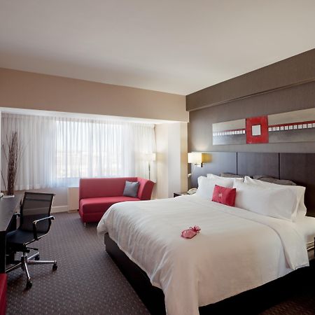 Armon Plaza Montreal Airpt, Trademark Collection By Wyndham Екстериор снимка