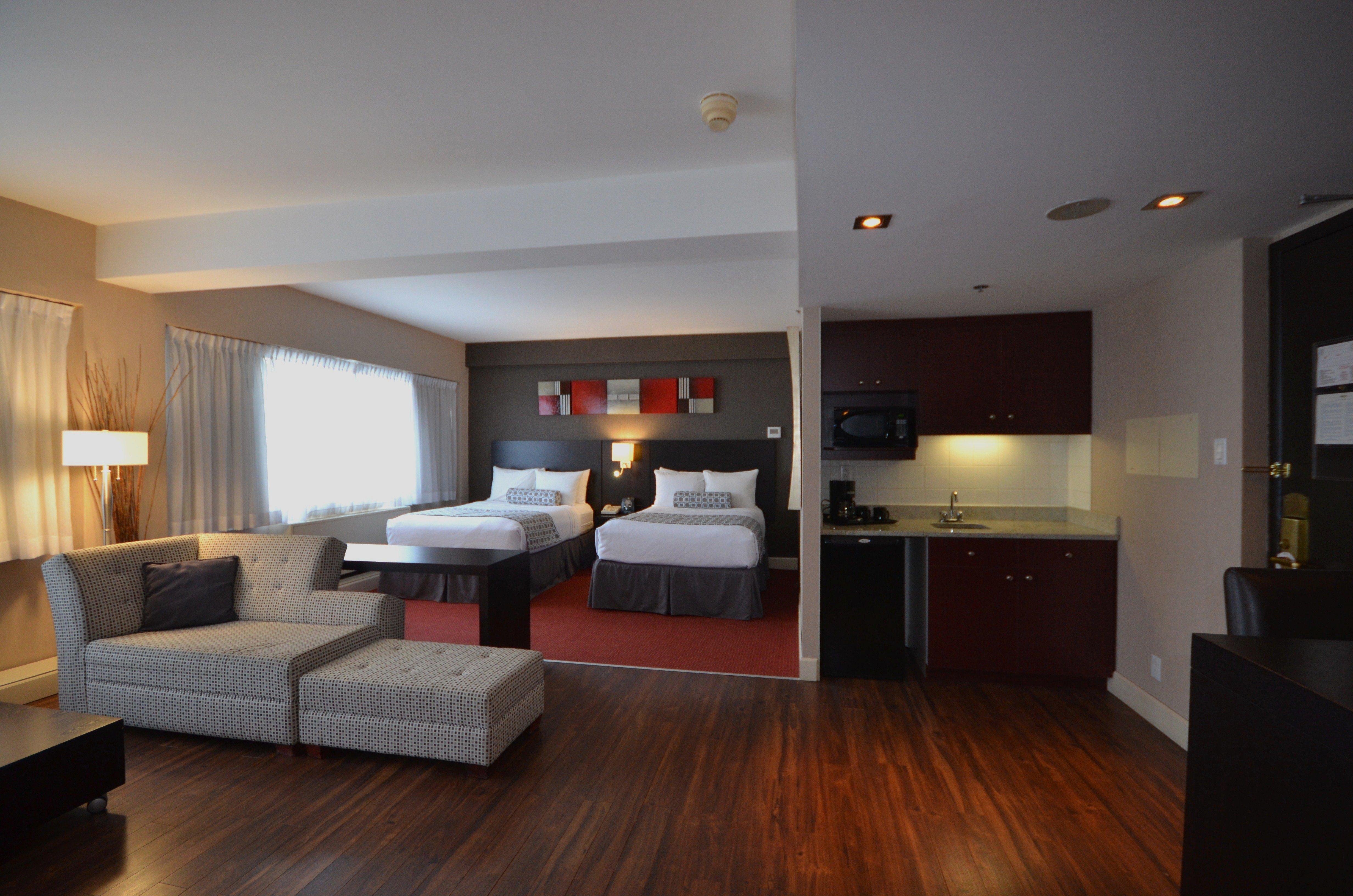 Armon Plaza Montreal Airpt, Trademark Collection By Wyndham Екстериор снимка