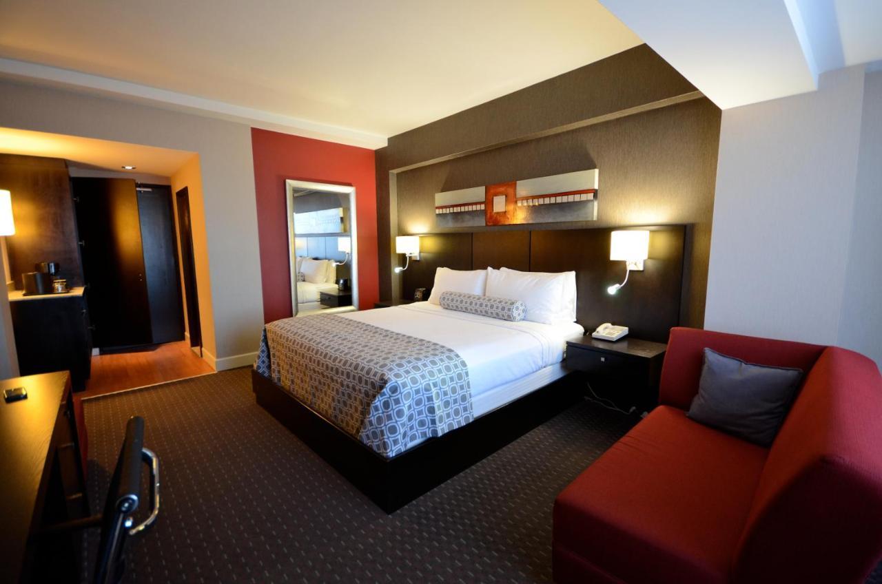 Armon Plaza Montreal Airpt, Trademark Collection By Wyndham Екстериор снимка